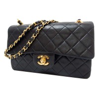 シャネル チェーンショルダーバッグ マトラッセ ラムスキン ブラック ゴールド金具